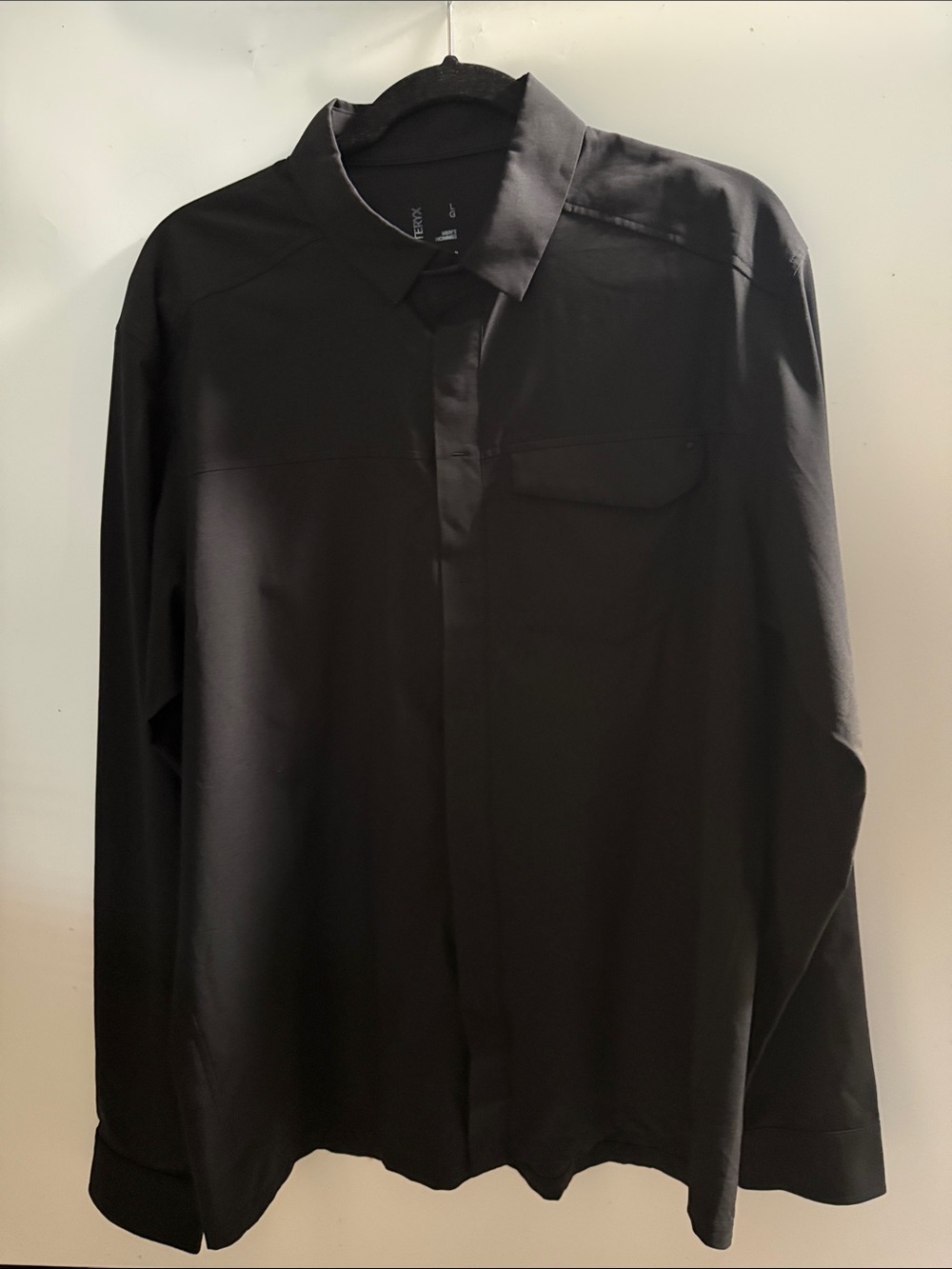 Arc'teryx Men's Lightweight Black Shirt Jacket